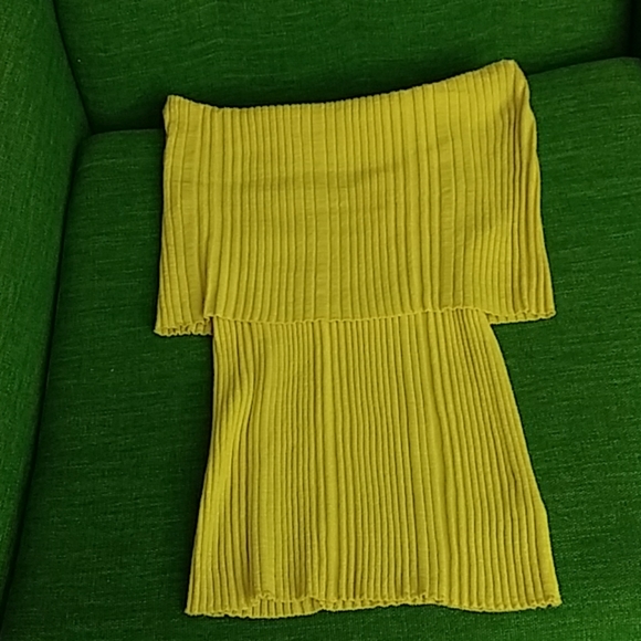 Free People Tops - Free People Off the shoulder Sweater - NWT